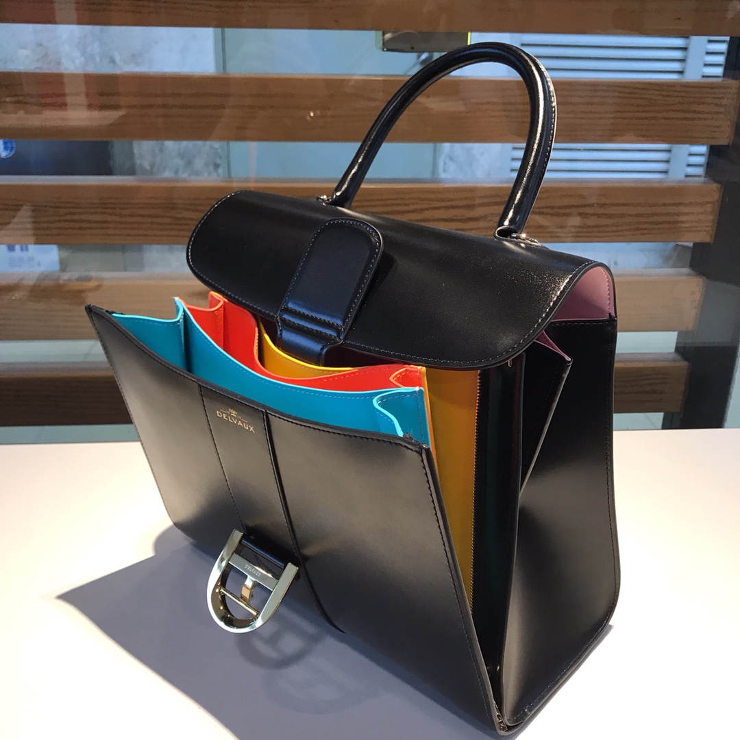 델보 브리앙 매직 박스백